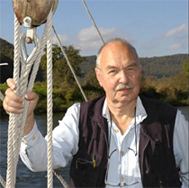 Portraitfoto von Wolfgang Schwerdt