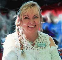 Portraitfoto von Sabine Reifenstahl